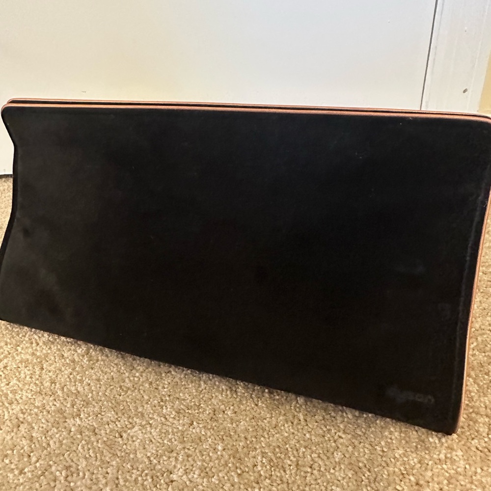 Dyson Hair Dryer & Airwrap Storage Case - Picture 3 of 4
